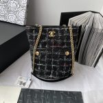CHANEL HOBO TOTE BAG BLACK WHITE AND MULTICOLOR AS3598