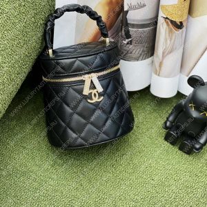 CHANEL VANITY CASE BLACK AS3707 - Image 9