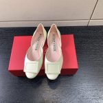 ROGER VIVIER BUCKLE BALLERINAS OFF-WHITE RVW6683