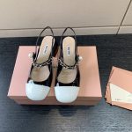 MIU MIU MARY JANE SLINGBACK PUMPS WHITE AND BLACK 5I446D