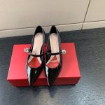 ROGER VIVIER VIRGULE BABIES PUMPS BLACK RVW63834