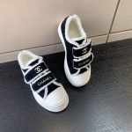 CHANEL SNEAKERS BLACK AND WHITE G39978