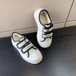CHANEL SNEAKERS BLACK AND WHITE G39978
