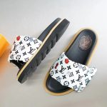 LOUIS VUITTON POOL PILLOW FLAT COMFORT MULES BLACK AND WHITE 261374