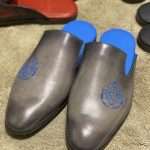 BERLUTI CYRUS SCRITTO SLIPPERS BLACK AND BLUE S3786