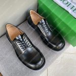 BOTTEGA VENETA LACE-UP BOOTS BLACK 740424