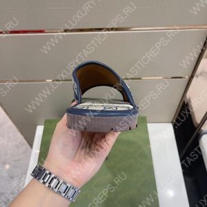 Gucci Slippers - Image 4