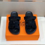 HERMES CHYPRE SANDALS BLACK H211907ZH44400