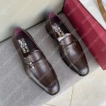 SALVATORE FERRAGAMO MOCCASIN WITH GANCINI ORNAMENT COCOA 021688