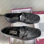 SALVATORE  FERRAGAMO MOCCASIN WITH GANCINI ORNAMENT BLACK 02B715