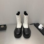CHANEL ANKLE BOOTS BLACK AND WHITE G39710