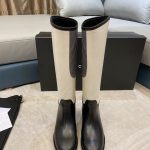 CHANEL HIGH BOOTS BLACK AND WHITE G39930
