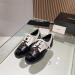 CHANEL LOAFERS WHITE AND BLACK G39000