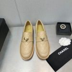CHANEL LOAFERS NUDE G39697