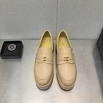 CHANEL LOAFERS NUDE G39000