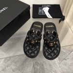 CHANEL MULES BLACK G40118
