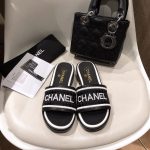 CHANEL MULES BLACK G40118