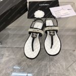 CHANEL THONG SANDALS BLACK C90182