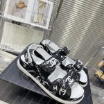 CHANEL SANDALS BLACK AND WHITE G35927
