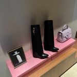 GIVENCHY SHARK LOCK BOOTS BLACK BE702NE1NG