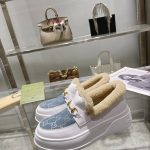 GUCCI HORSEBIT ANKLE BOOT WHITE 550036