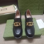 GUCCI LOAFER WITH INTERLOCKING G BLACK 719846