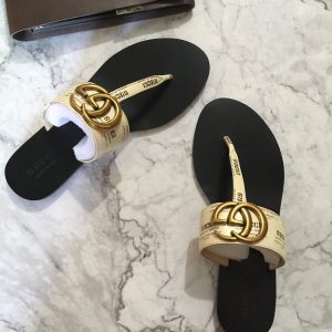 GUCCI MARMONT LEATHER SANDAL WHITE ‎612138 - Image 9