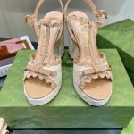 GUCCI SUPREME PLATFORM SANDALS BROWN ‎730022