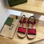 GUCCI WOMEN'S PLATFORM SANDALS RED 678040