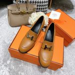 HERMES DAUPHINE 70 LOAFER TAN H212093Z