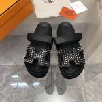 HERMES CHYPRE SANDAL BLACK H222153Z