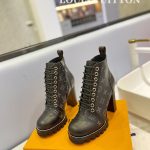 LOUIS VUITTON STAR TRAIL ANKLE BOOT GREY 1AB2XH