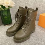 LOUIS VUITTON TERRITORY FLAT RANGER KHAKI 1A94QK