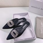 MANOLO BLAHNIK BUCKLE FLAT MULE BLACK 9XX-0732-0054