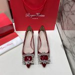 ROGER VIVIER BELLE VIVIER BUCKLE PUMPS MAROON RVW00627