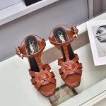 YVES SAINT LAURENT TRIBUTE SANDALS IN CROCODILE-EMBOSSED LEATHER TOFEE 6206731YQ