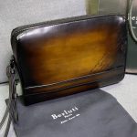 BERLUTI VOLUME STRAP CLUTCH ROSEWOOD NINO_VOLUME_STRAP_NEO-V2