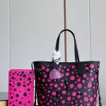 LOUIS VUITTON LV x YK NEVERFULL MM NOIR FUCHSIA M46419